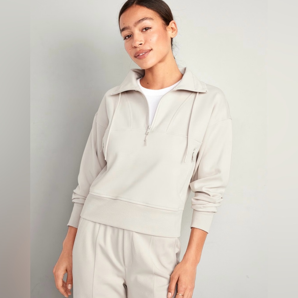 Old Navy Dynamic Fleece Half-Zip Sweatshirt